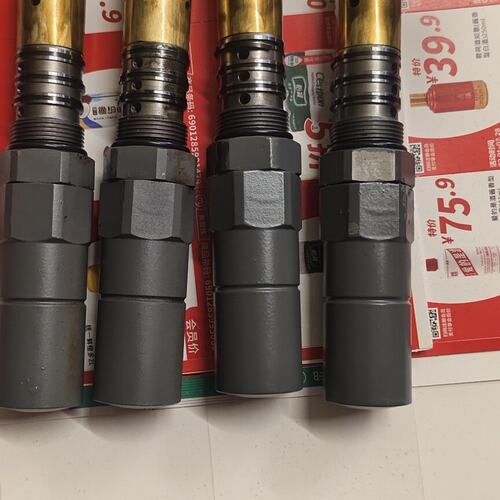 议价挖掘机液压泵LS阀（型号LL-01，2023年12月生产），可维修