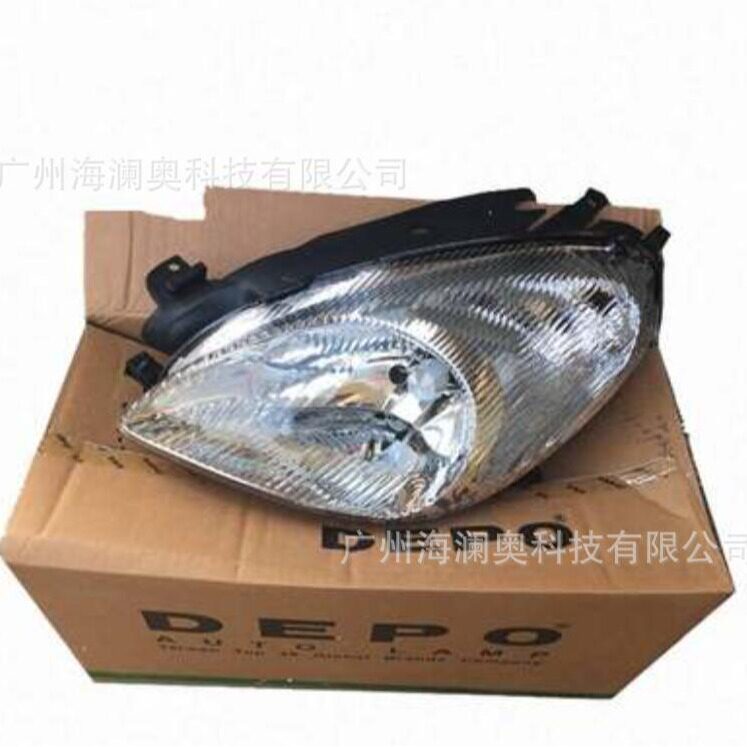 适用于雪铁龙毕加索大灯总成前照灯雾灯日行灯2001~2006款