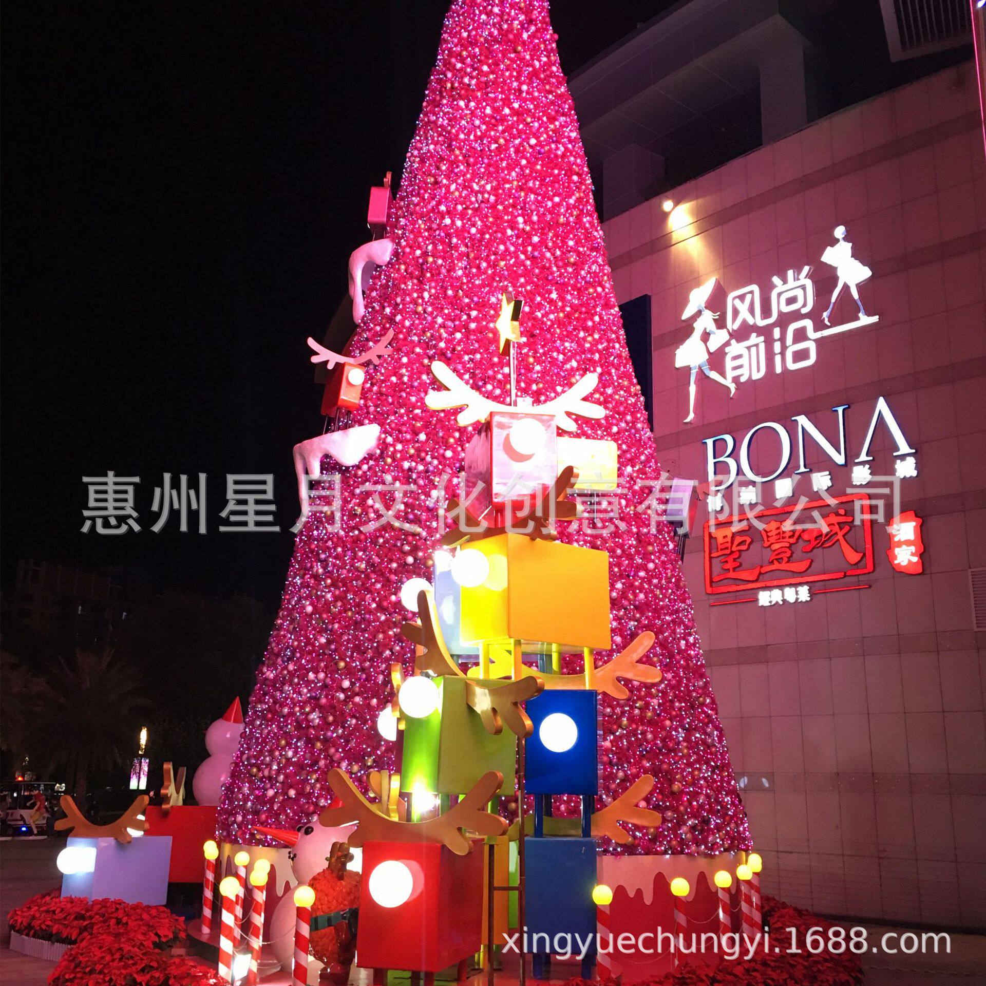 玻璃钢圣诞雕塑制作商场美陈户外广场商业街大型景观装饰落地摆件