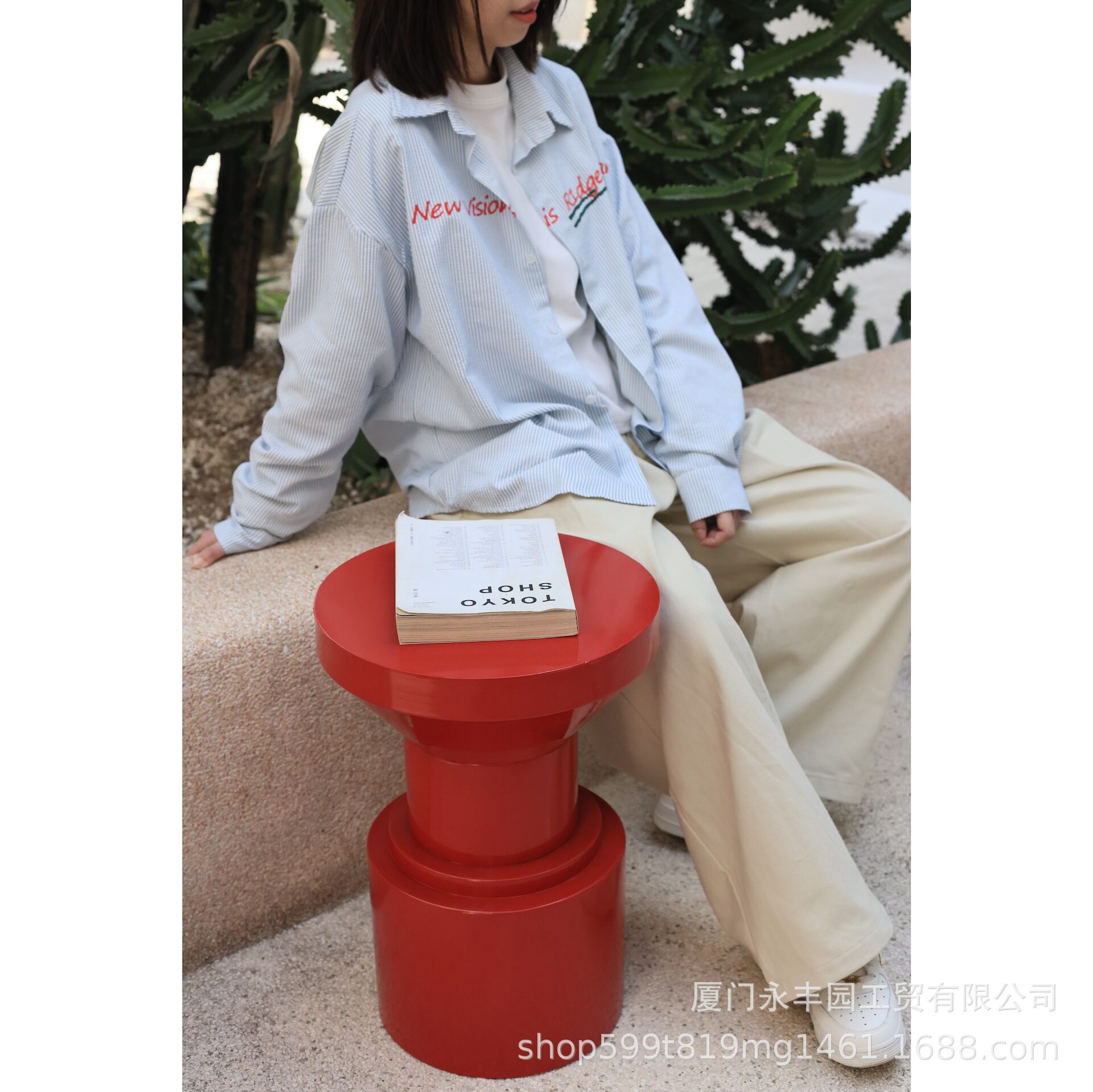 嘻物所 红色金属边桌极简现代艺术客厅沙发圆桌圆形设计小茶几