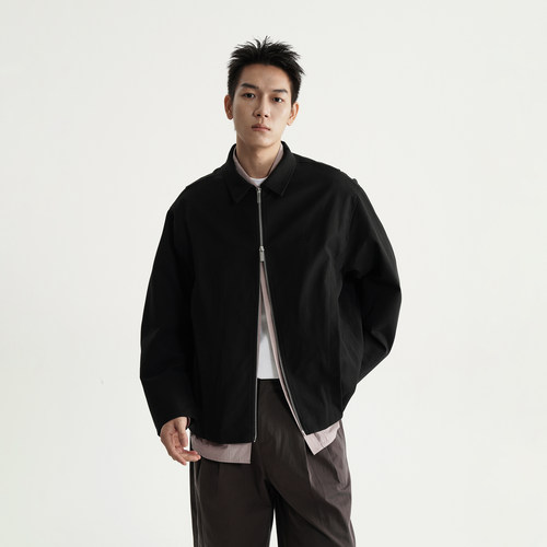 立体弧线袖型抗皱翻领夹克