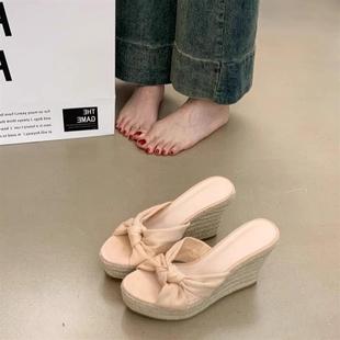 小个子增高大码 一字拖 纽结坡跟拖鞋 女夏2025外穿草编厚底沙滩凉鞋