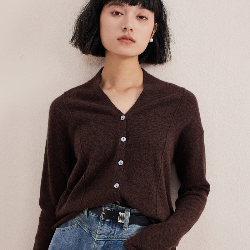 100%纯羊绒知识风修身开衫慵懒风