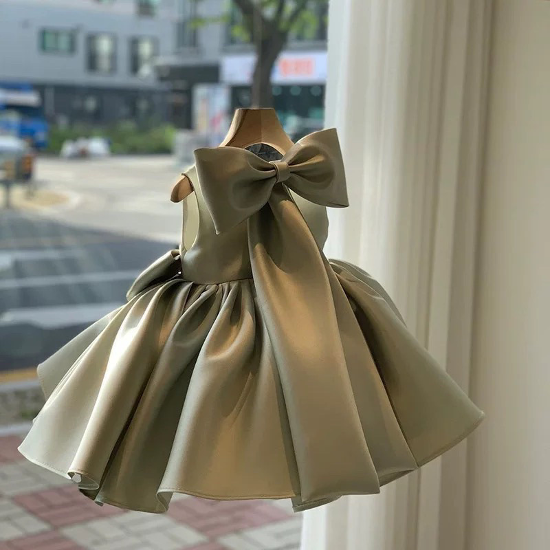 儿童高端公主洋气女童宝宝小花婴儿童女周岁生日晚礼服一岁