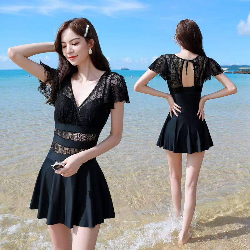 泳衣女连体裙式2025新款爆款高级感泡温泉性感遮肚显瘦度假游泳装