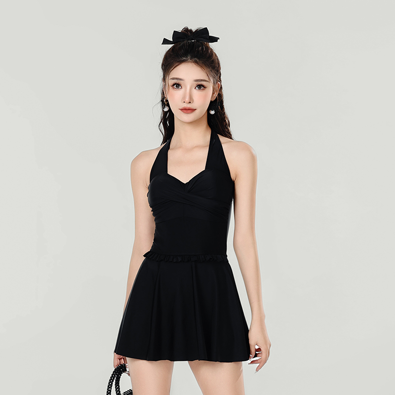 泳衣女2025新款性感连体裙式纯欲风遮肚显瘦露背高级感泡温泉泳装