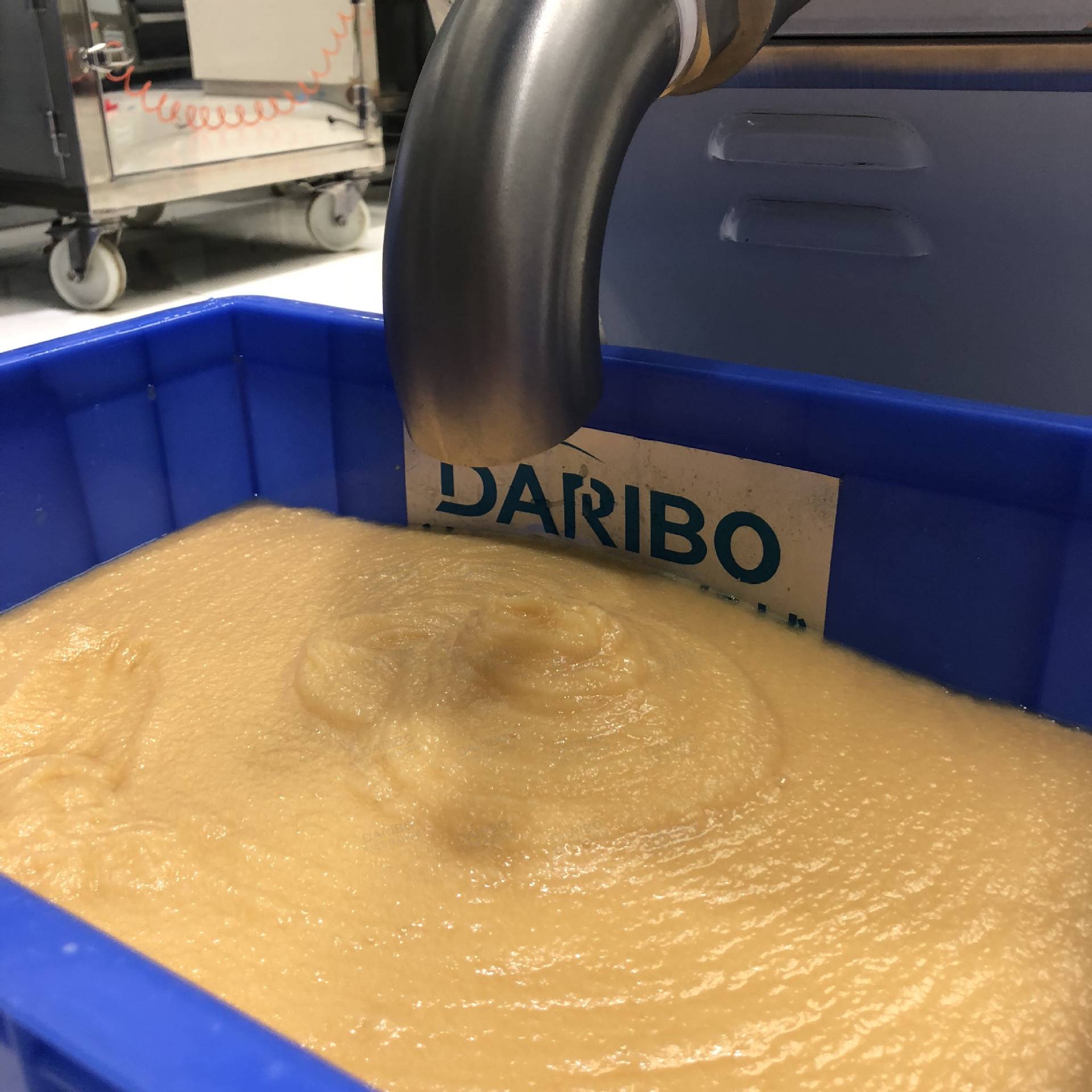 *果汁厂用芒果桃子打浆机 菠萝椰肉榨汁设备 油甘果牛油果浆汁机