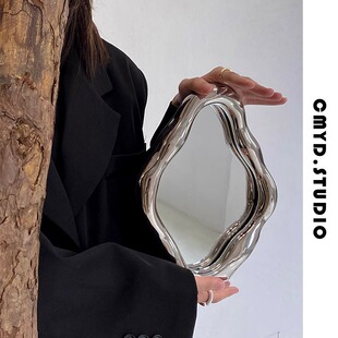 复古波浪镜子ins梳妆台高颜值不规则法式化妆镜卧室桌面装饰摆件