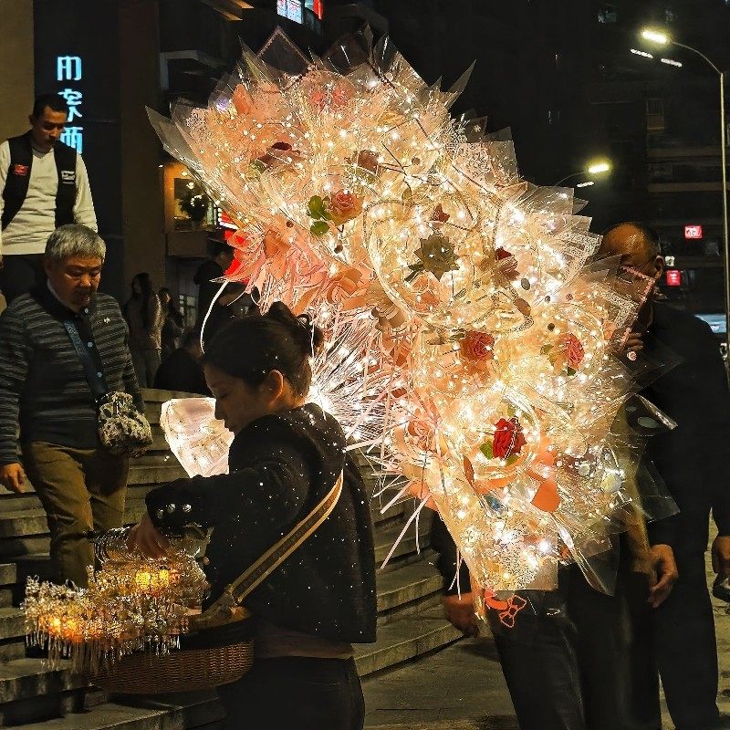 波波球玫瑰花浪漫元旦跨年气球手工diy材料包跨年摆摊情人节花束