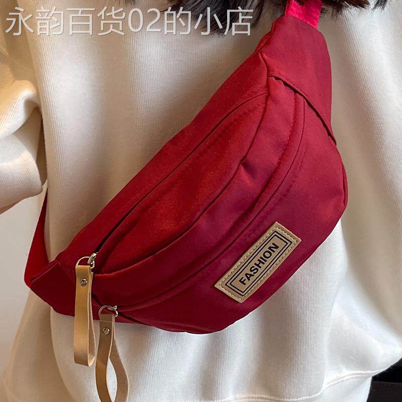 网红运动胸包女士2023休闲外出多功能斜挎腰包ins学生百搭单肩包