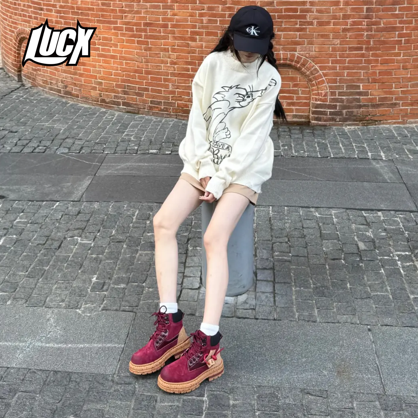 Lucx马丁靴红酒色早秋爆款增高百搭舒适靴子复古沙地靴时尚厚底靴
