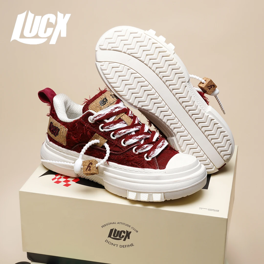 Lucx鞋子2025冬季新品小香风红酒增高板鞋情侣同款休闲厚底老爹鞋