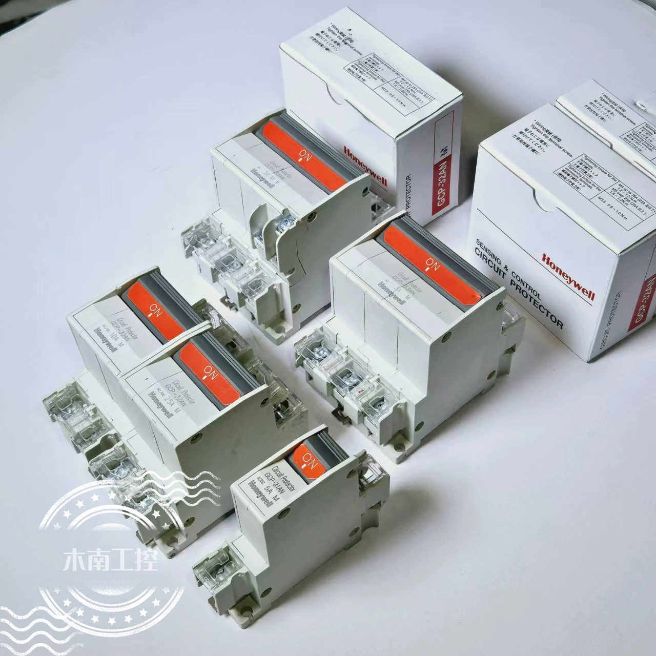 断路器GCP-31ANM GCP-32AN33AN 1A2A3A5A7A10A15A20A