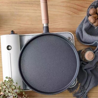 small cast iron frying pan griddle pan pancake fruit pan