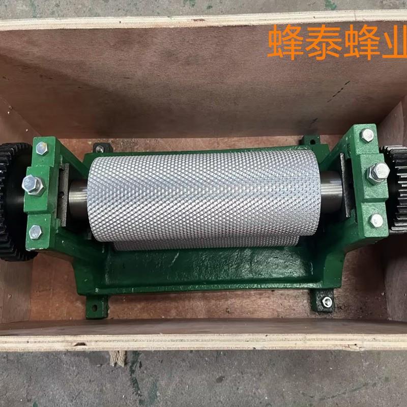 养蜂工具铝合金巢础机中蜂意蜂巢础机压花机蜂具压光机