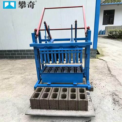 纯手动水泥制砖机 不用电不用油Manual brick making machine