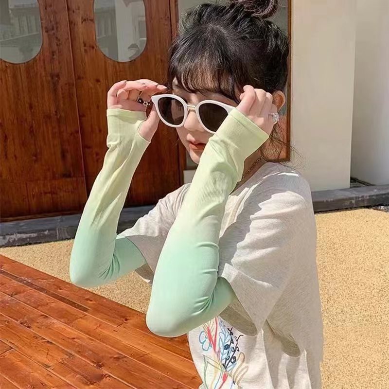 清凉渐变冰丝防晒袖套女夏季薄款