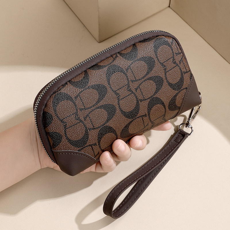 欧美轻奢钱包女2026新款高档手拿包时尚气质大容量可放手机零钱包