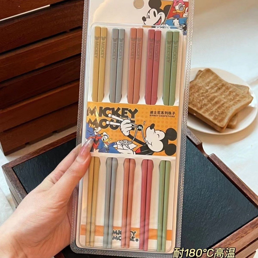 卡通马卡龙合金防滑防霉筷子