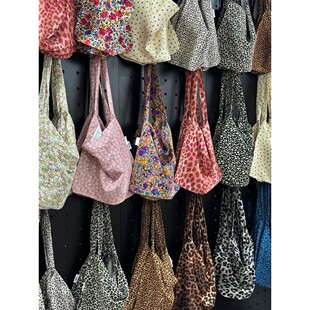 韩国碎花单肩帆布包女赵露思章若楠款豹纹斜挎腋下包上班手提袋子