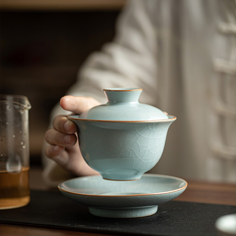 Dehua tea set, Tianqing Ru kiln, lid bowl, three talents, not hot to the touch, copper coin base, tea cup, respectful t