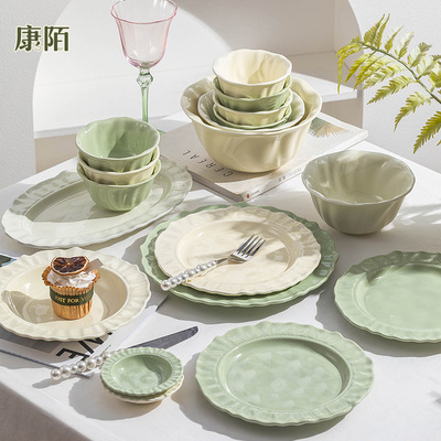 Kangmo underglaze color cream style ceramic tableware for household use, vertical pattern anti slip bowl and plate comb
