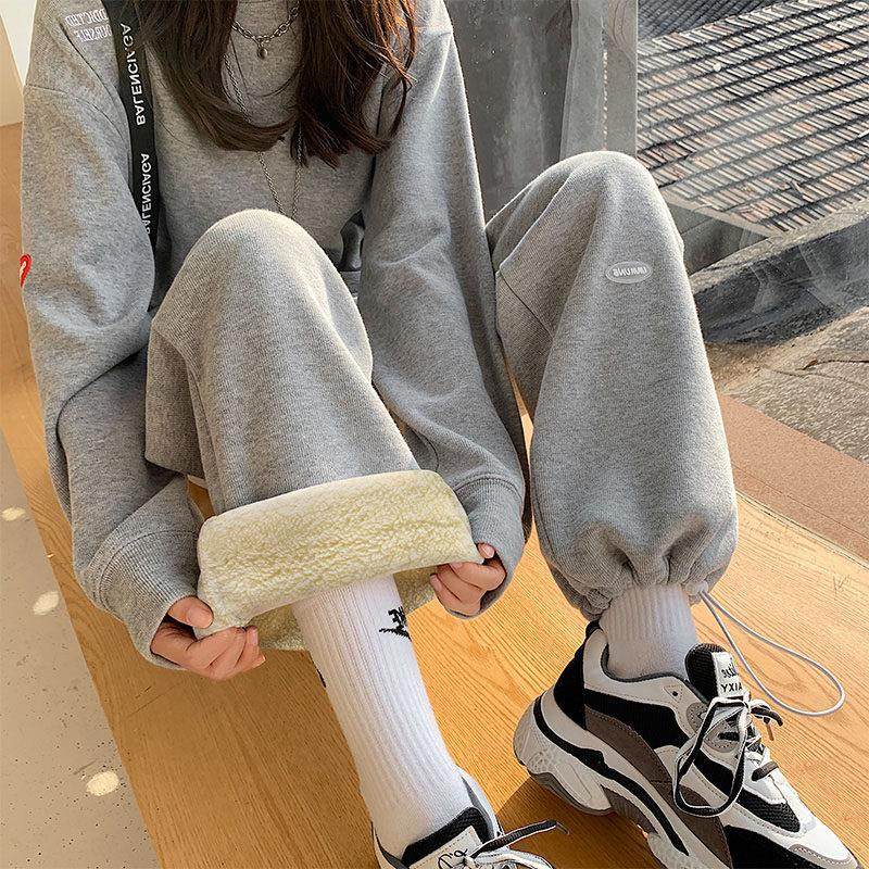 羊羔绒裤子女加绒加厚运动裤女宽松束脚春秋卫裤外穿棉裤春季女裤