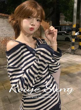 ROUJE SUNG藏青色露锁骨长袖T恤女秋季韩版辣妹假两件条纹上衣潮