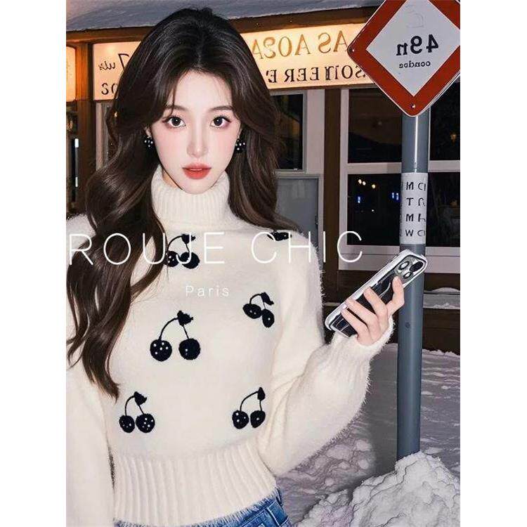 ROUJE CHIC法式白色高领短款针织衫女秋冬季独特别致印花长袖毛衣