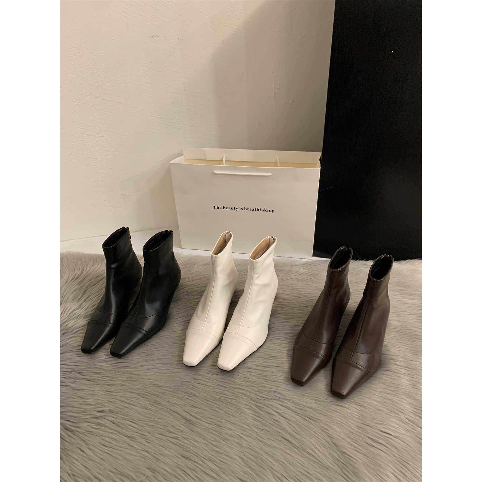 潮牌方头短靴女2025秋冬新款瘦瘦女靴低跟短筒靴高跟鞋小众马丁靴,女鞋,时装靴,淘宝优惠券,粉丝福利购,淘宝优惠卷