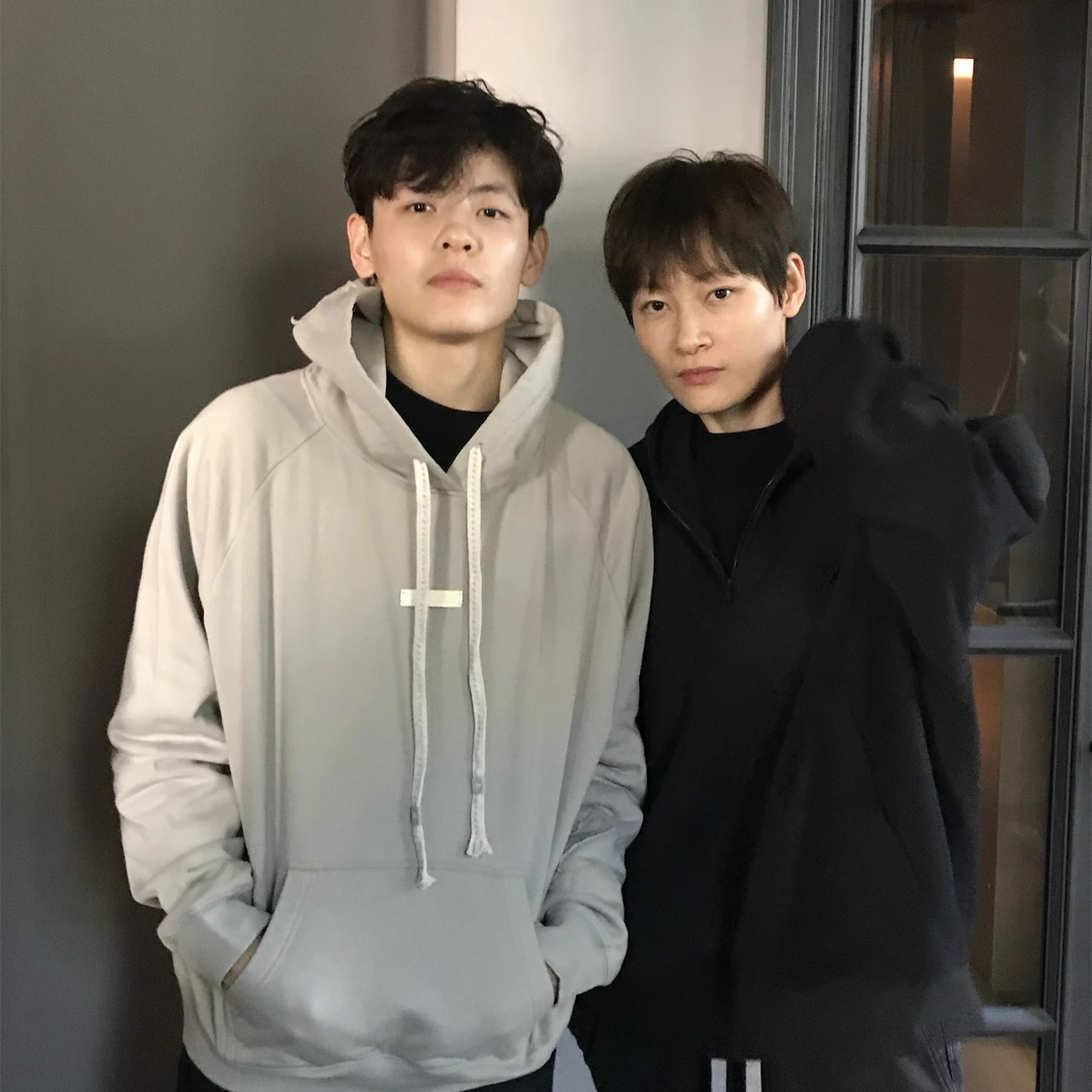 Y2NG水洗毛边贴布绣灰色卫衣重磅宽松连帽套头上衣