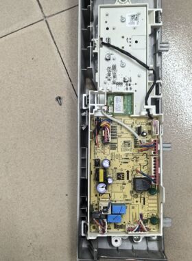 美的洗衣机MD100VT707WDY电脑板主板17138100020518显示控制板