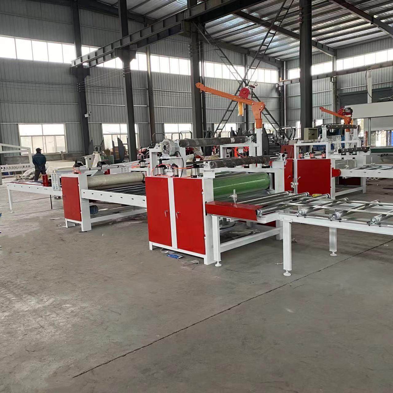 高速全自动贴面机 地暖隔热板贴纸机 PUR热熔胶卷材贴面机,五金/工具,机床,淘宝优惠券,粉丝福利购,淘宝优惠卷