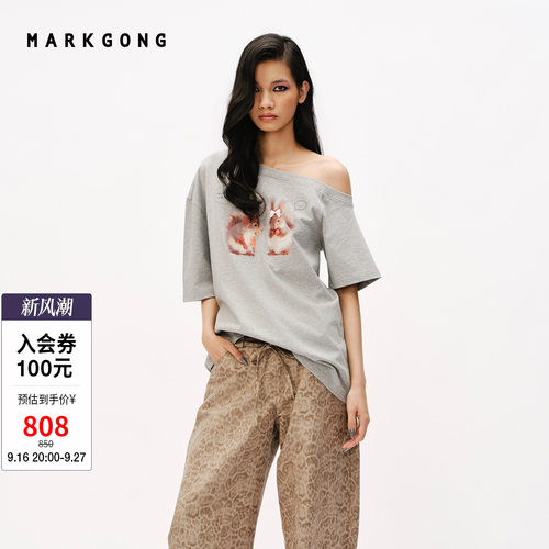 MARKGONG印花斜肩短袖T恤