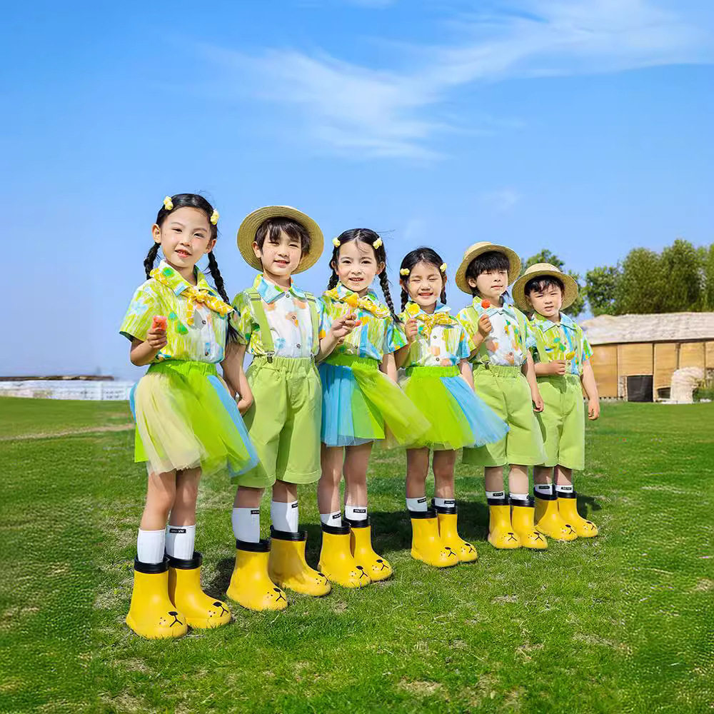 表演服幼儿园园服小学生合唱服运动会班服短裙套装短袖走秀女孩