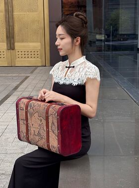 复古手提箱摆件橱窗拍照装饰