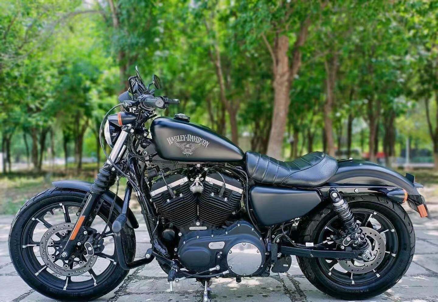 进口哈雷883硬汉x48街霸复古巡航太子夜路德金刚狼r6r1摩托车