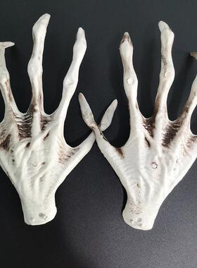 Halloween skeleton son skeleton hand horror decoration骷髅手