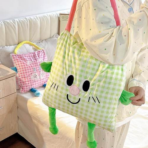 可爱表情抱枕毯子二合一被子两用办公室午睡盖毯沙发客厅空调毛毯