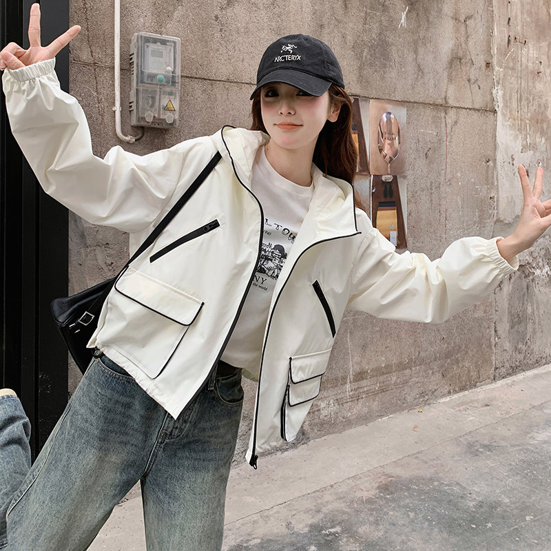 独特超好看白色冲锋衣外套女春秋2025新款高级感工装短款小夹克,女装短外套,浙宝192（原082）