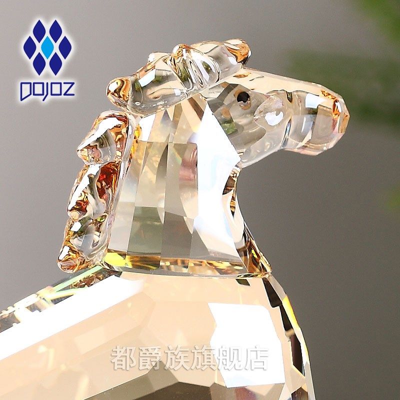 水晶小马摆件十二生肖高档办公桌装饰品创意平安夜圣诞节生日礼物