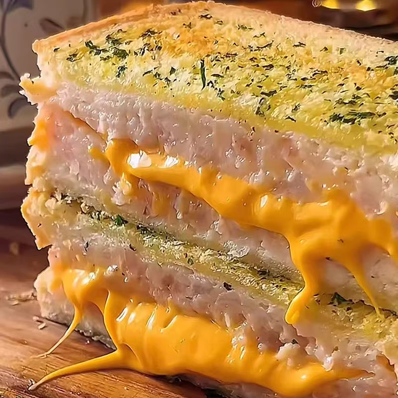 虾滑芝士三明治营养早餐半成品面包懒人早饭充饥夜宵零食