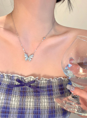 夏季碎冰蓝蝴蝶项链配饰女高级感轻奢小众锁骨链颈链choker吊坠