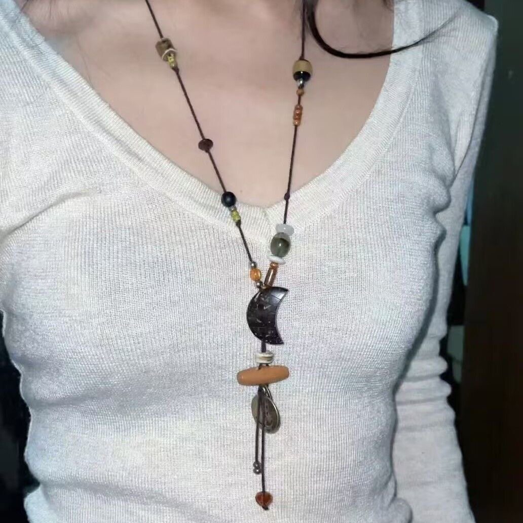 新中式月牙天然石项链女民族风笑脸长款毛衣链小众设计感挂脖配饰
