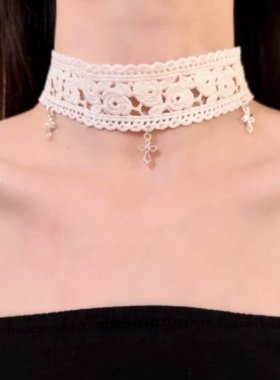 超仙白色蕾丝十字架锁骨颈链配饰高级感网红项链爆款蝴蝶结锁骨链