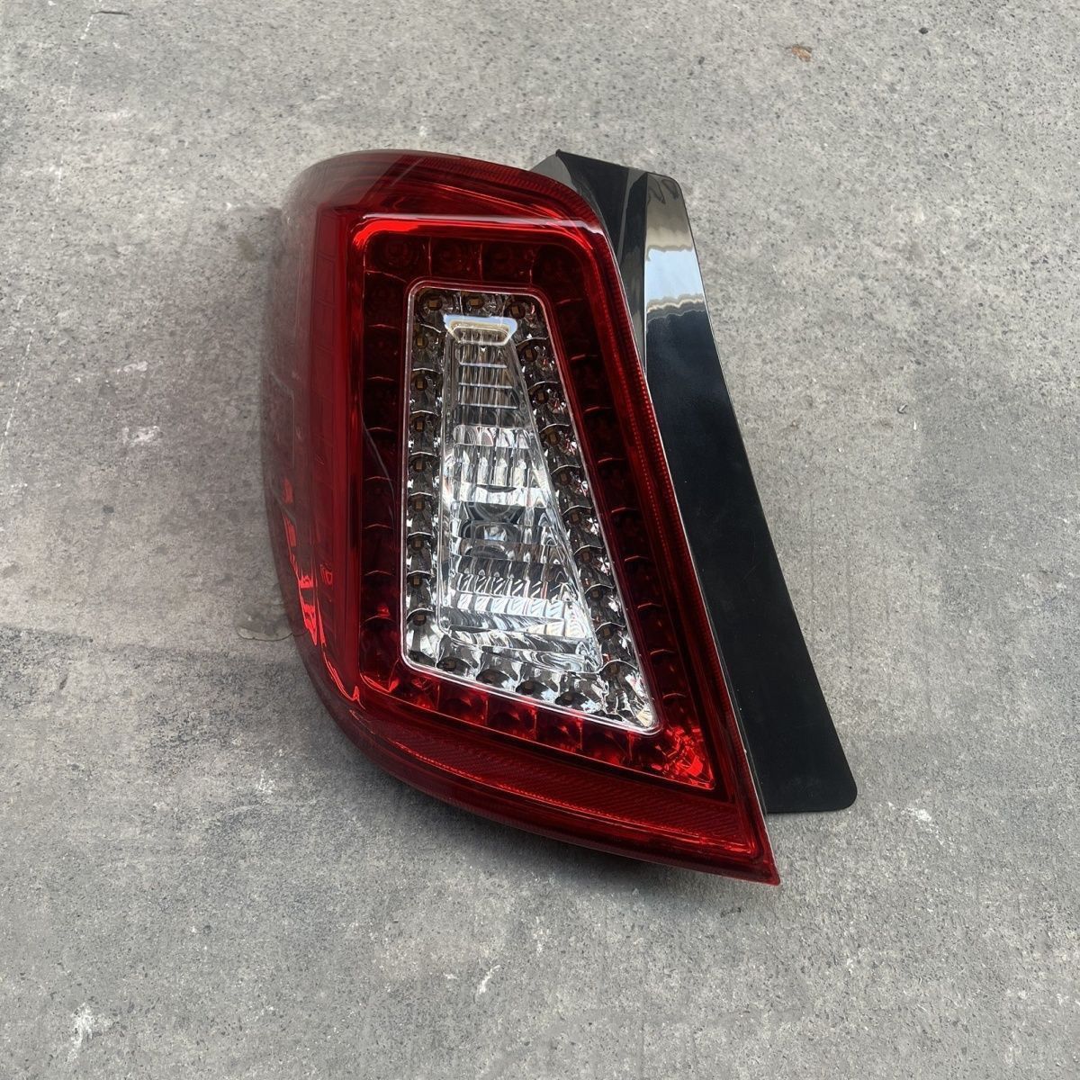 力帆X60SUV后尾灯后组合