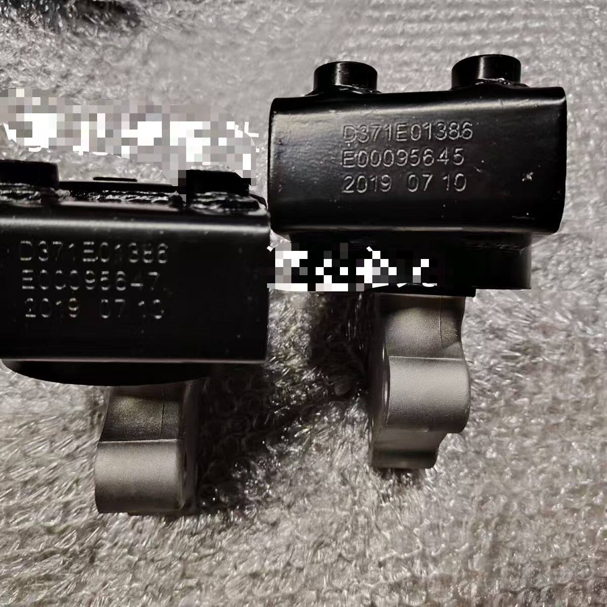 北汽新能源EX360 EC5变速箱支架左右后悬置支撑机脚胶原厂配件