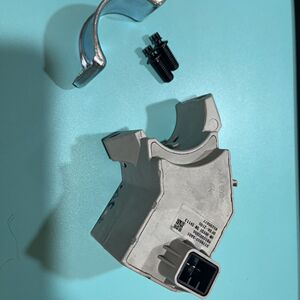东风风光580电子转向柱锁