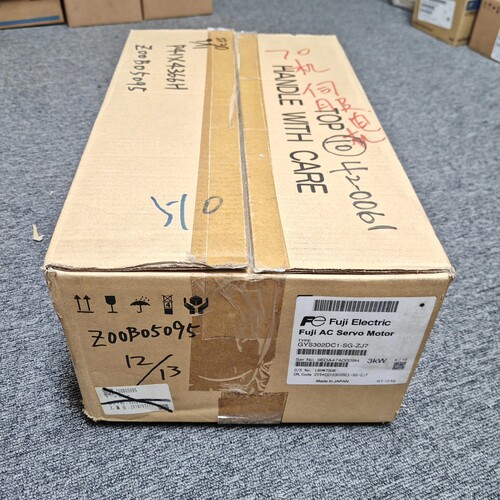 全新原装富士伺服电机 GYS302DC1-SG-ZJ7 3k议价