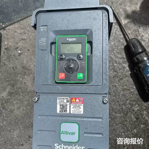 变频器 实物图 功能包好 成色不错 ATV610U75